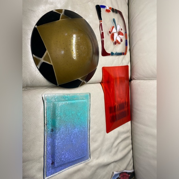 Fused art glass plates and bowl set of 4 - Picture 10 of 16
